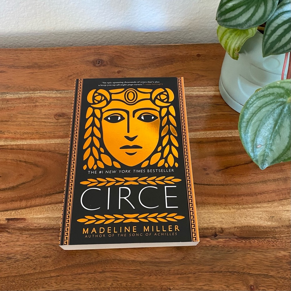 Circe by Madeline Miller, Paperback